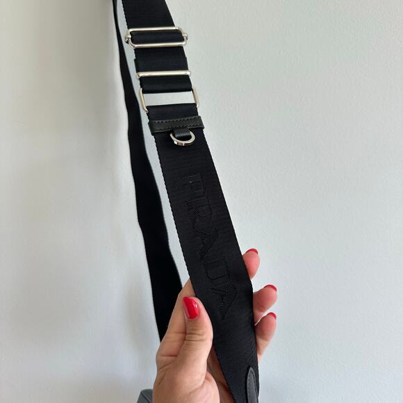 PRADA Saffiano Leather Zip-Around Smartphone Case Crossboday Bag Black - Picture 6 of 12